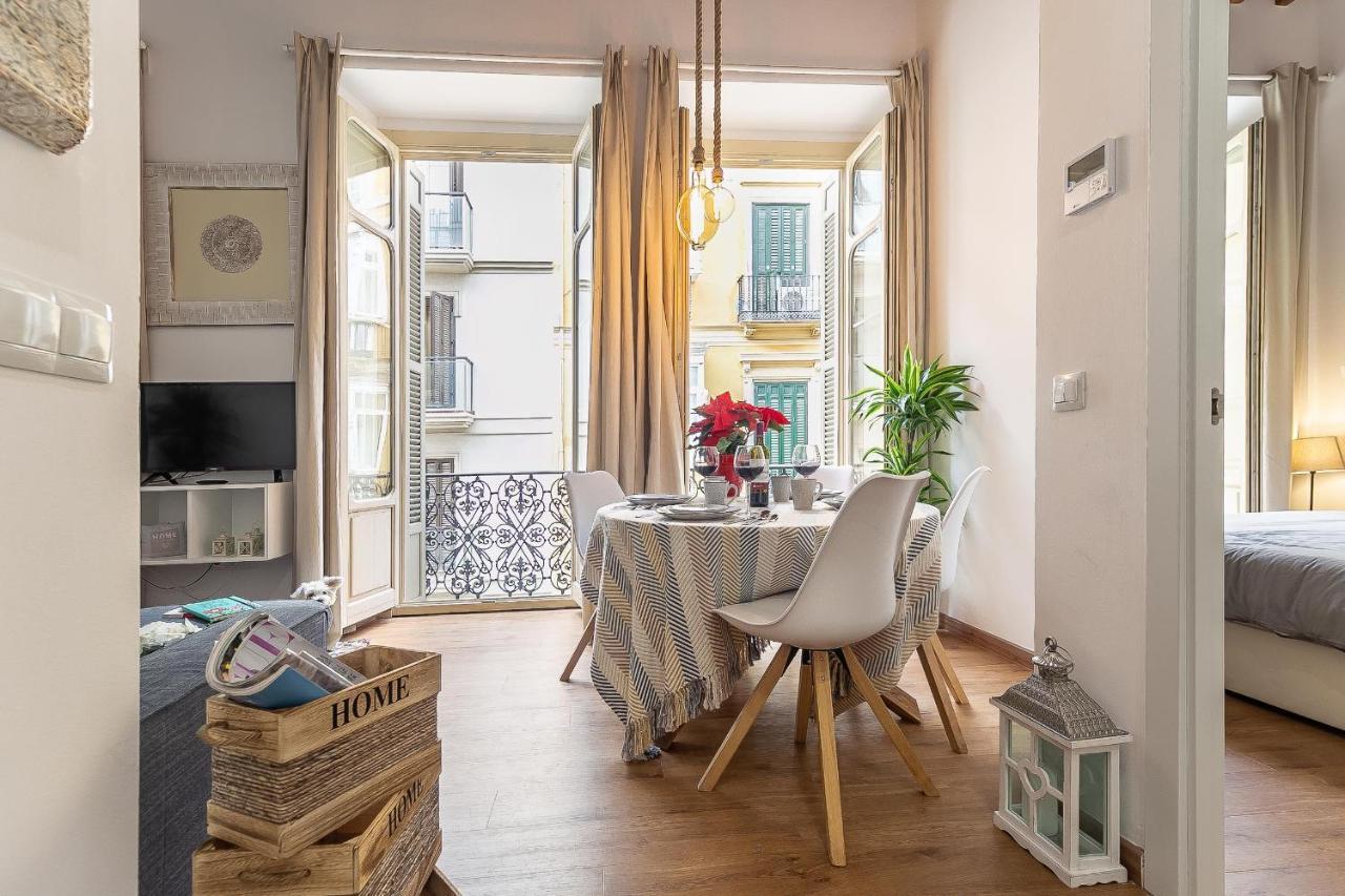 Deluxe Larios Malaga Center Apartment Екстер'єр фото