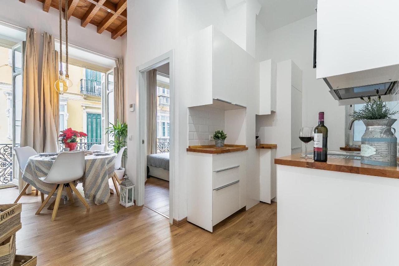 Deluxe Larios Malaga Center Apartment Екстер'єр фото