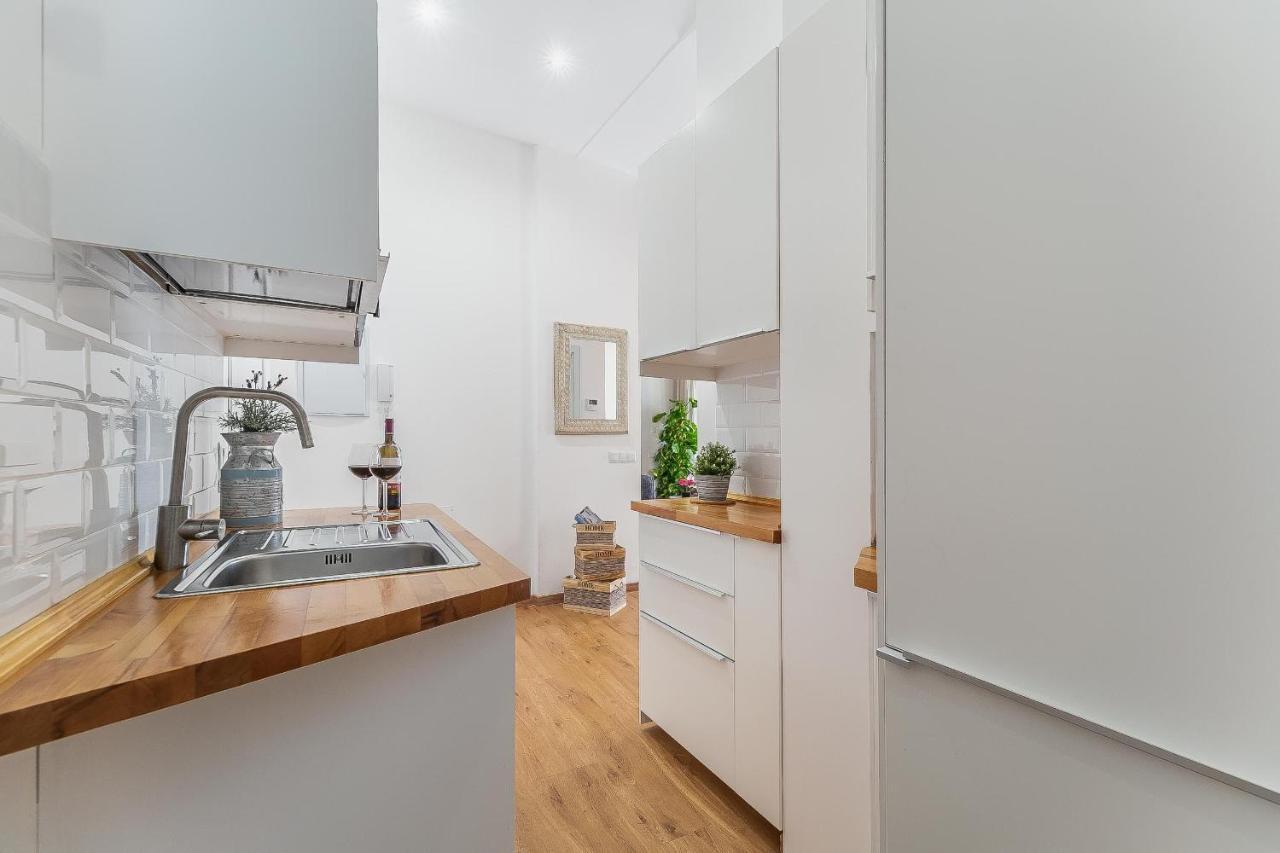 Deluxe Larios Malaga Center Apartment Екстер'єр фото