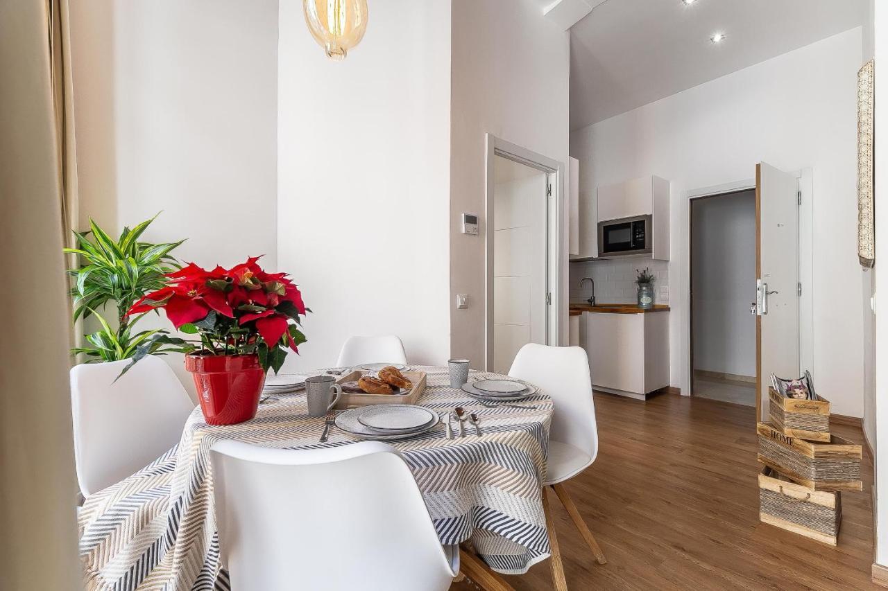 Deluxe Larios Malaga Center Apartment Екстер'єр фото