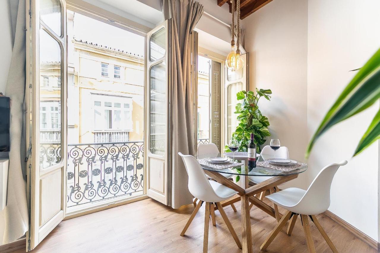 Deluxe Larios Malaga Center Apartment Екстер'єр фото