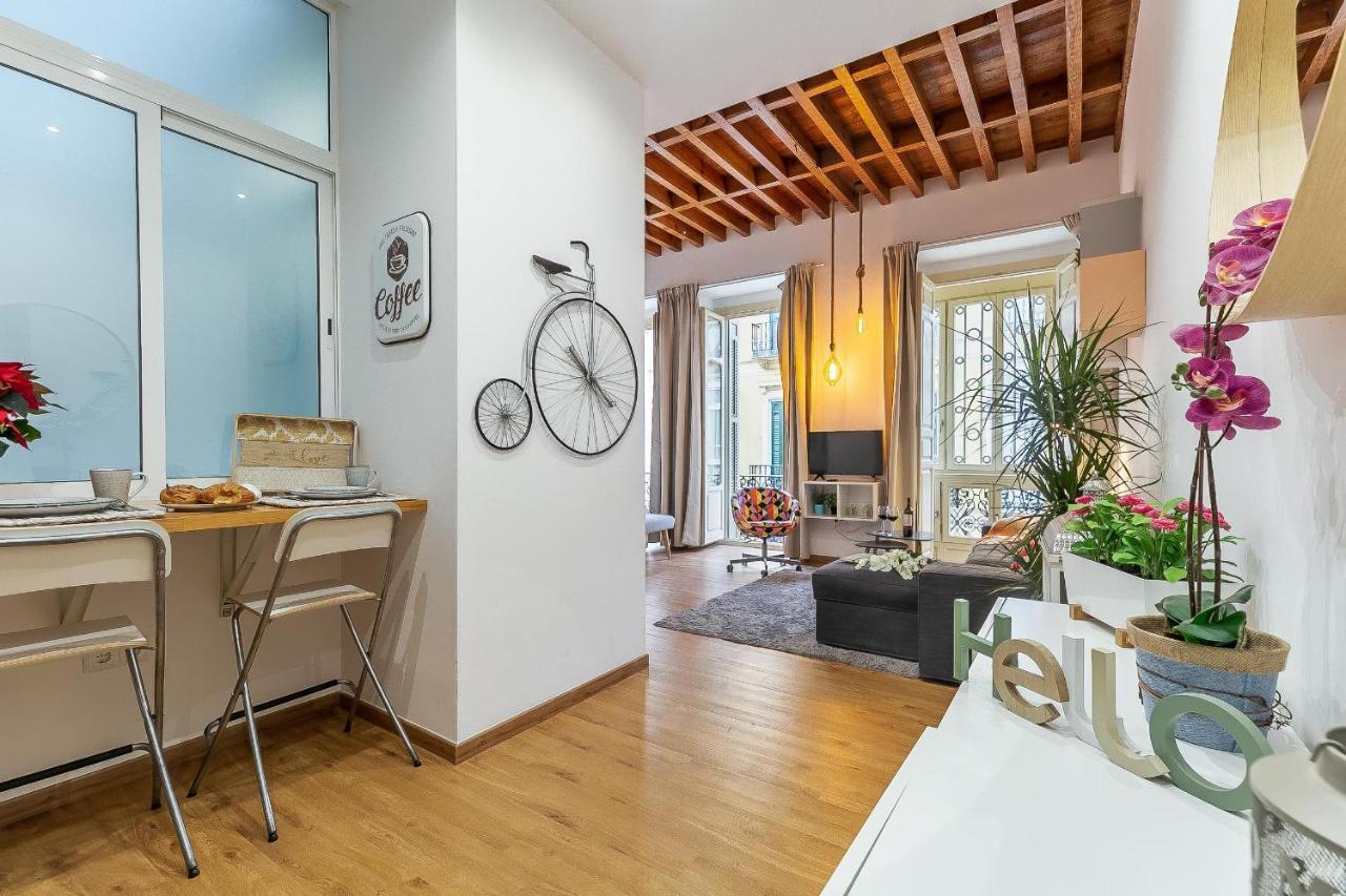 Deluxe Larios Malaga Center Apartment Екстер'єр фото